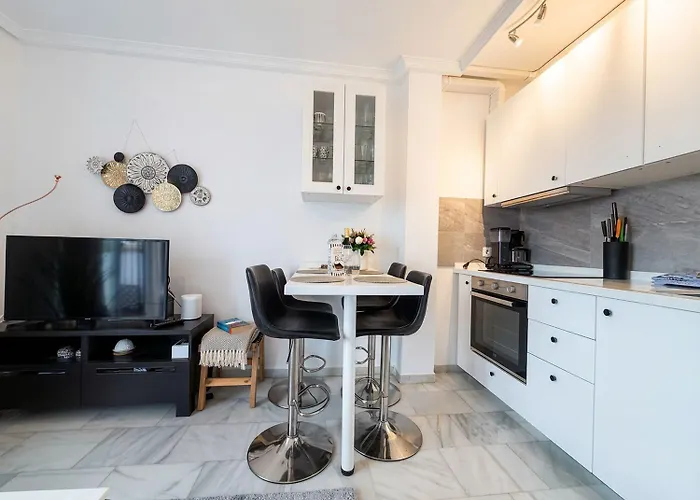 Verano Azul Casa Monica - With Sea Views & Pool Access *