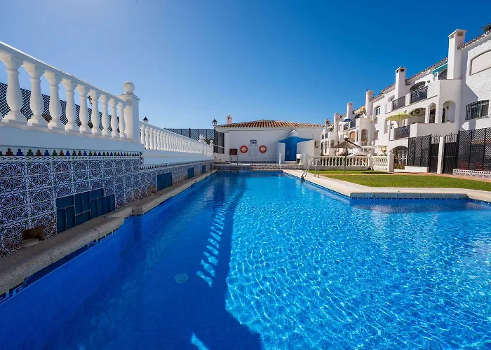 Apartment Verano Azul Casa Monica - With Sea Views & Pool Access *