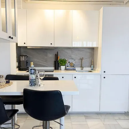 Verano Azul Casa Monica - With Sea Views & Pool Access شقة نيرخا