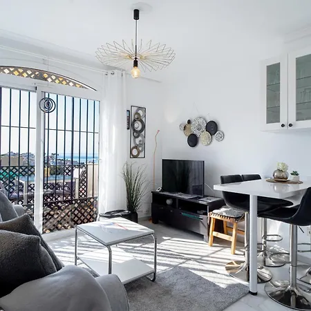 아파트 Verano Azul Casa Monica - With Sea Views & Pool Access 네르하