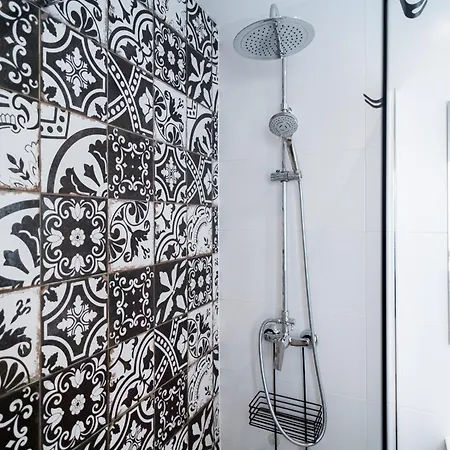 Verano Azul Casa Monica - With Sea Views & Pool Access *