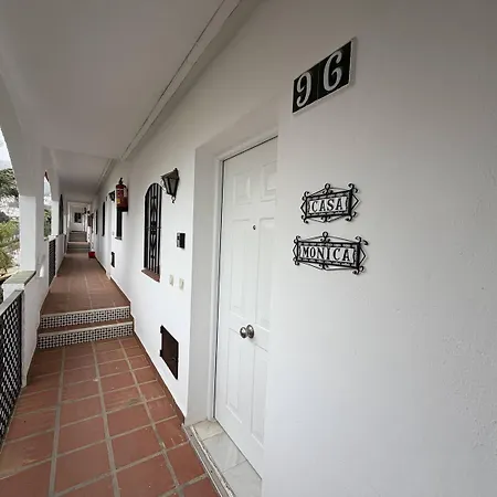 Apartament Verano Azul Casa Monica - With Sea Views & Pool Access