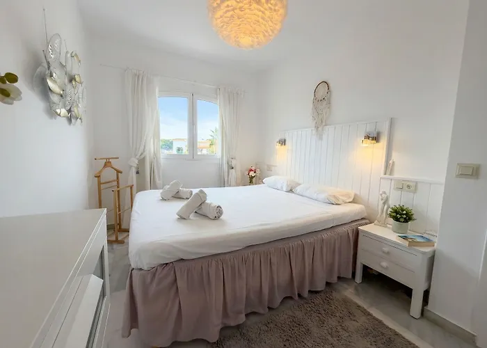 Apartament Verano Azul Casa Monica - With Sea Views & Pool Access *